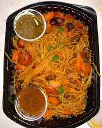 Assorted meat noodles